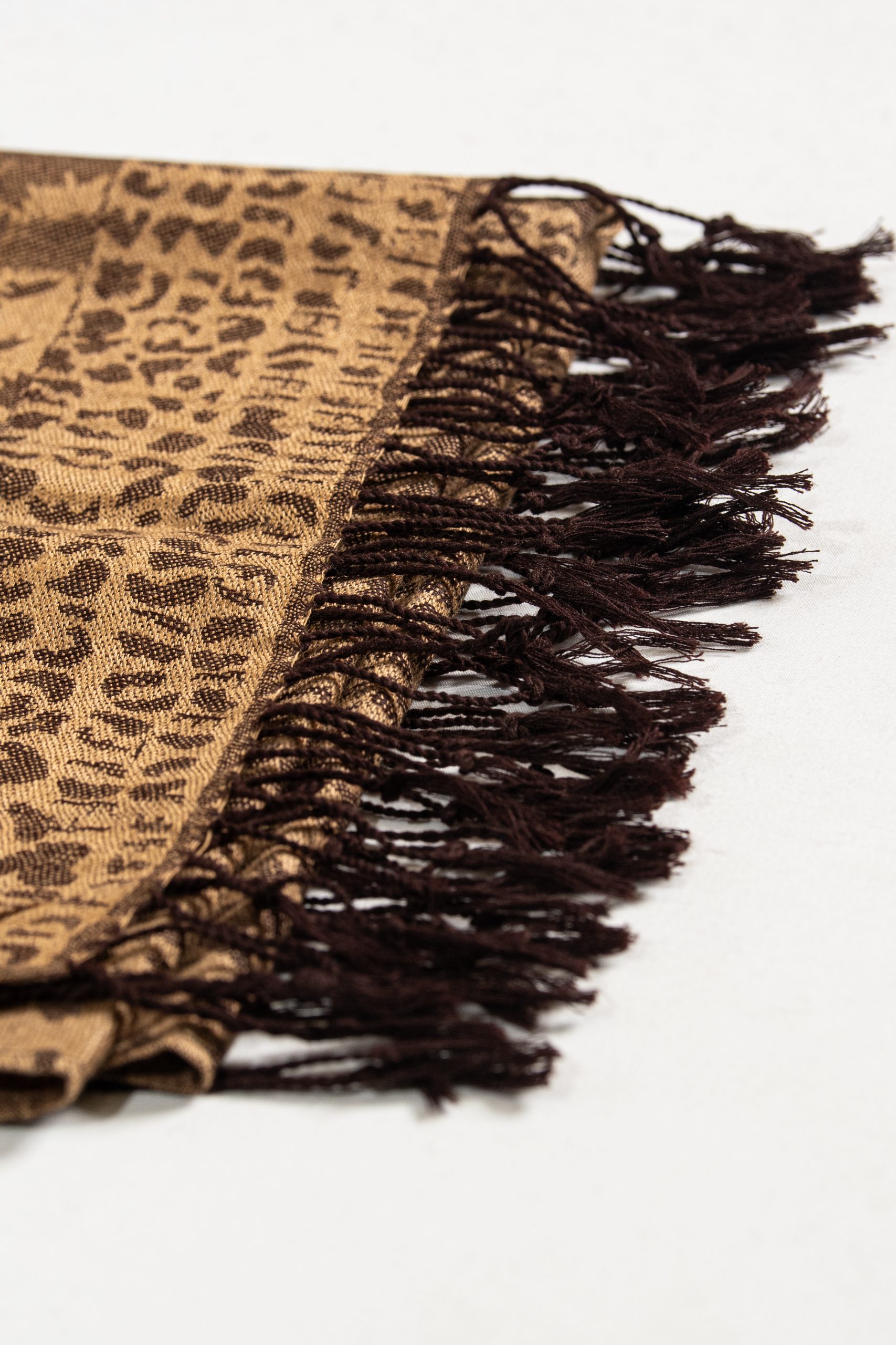 Golden Dusk Leopard Scarf - Image 4