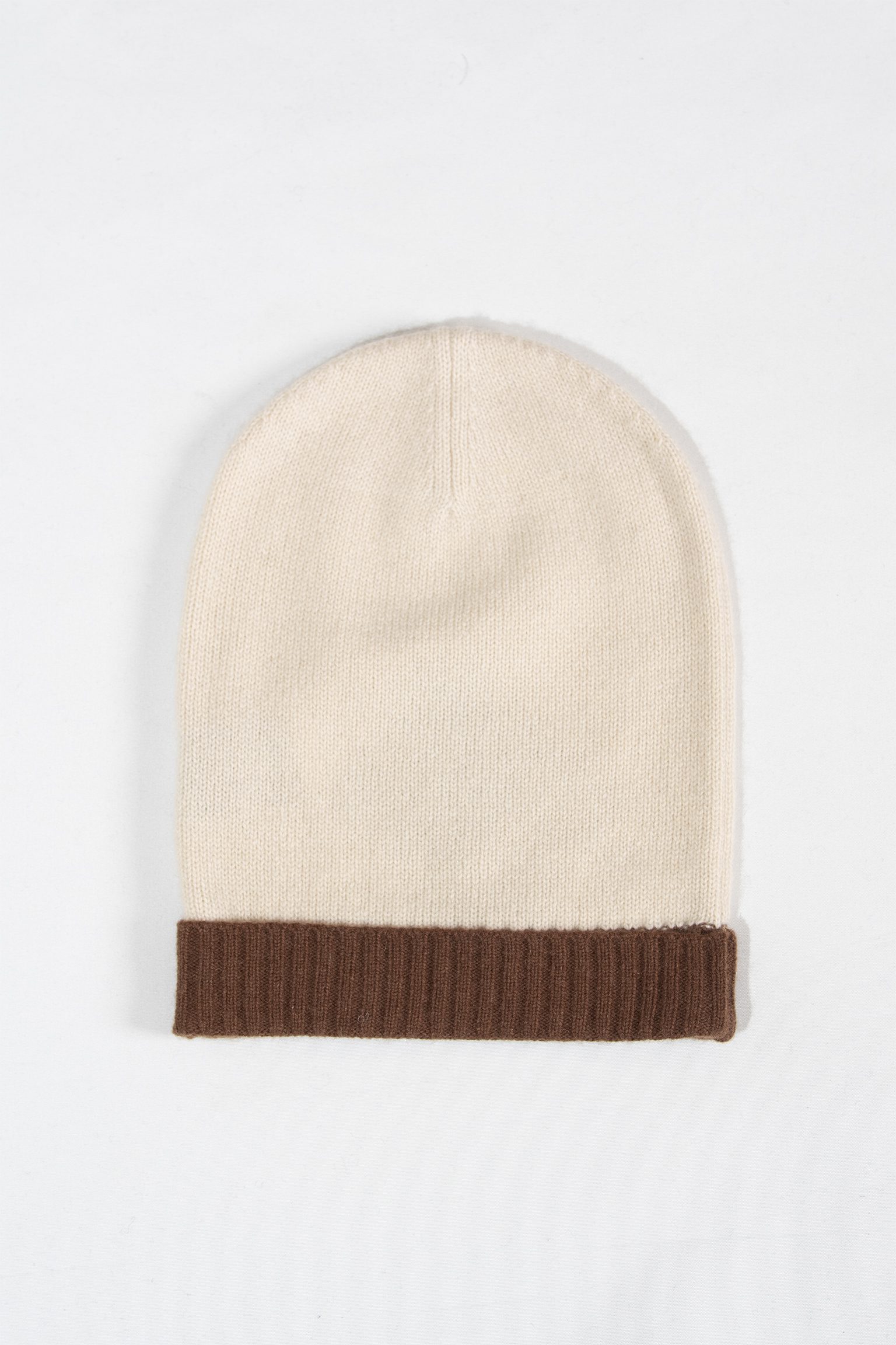 IvoryMocha Contrast Knit Beanie - Image 3