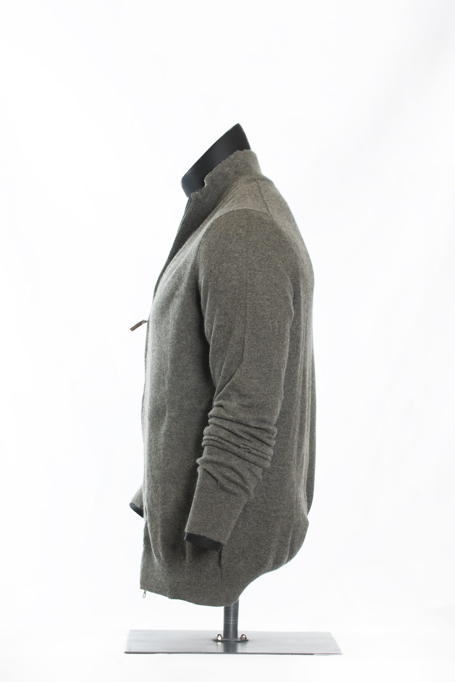 The Heritage Merino Full-Zip Cardigan - Image 4