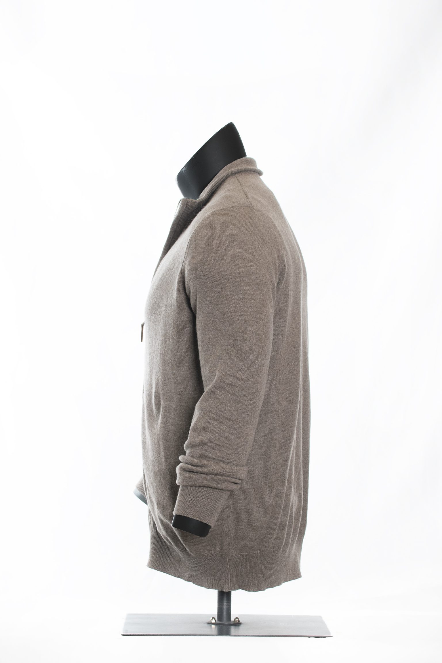The Walnut Merino-Cashmere Full-Zip Cardigan - Image 4